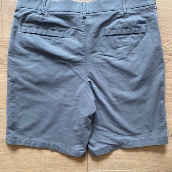 Set of 3 Pairs Men's Izod Saltwater Flat Water Stretch - Gray, Black and Blue - Picture 4 of 10